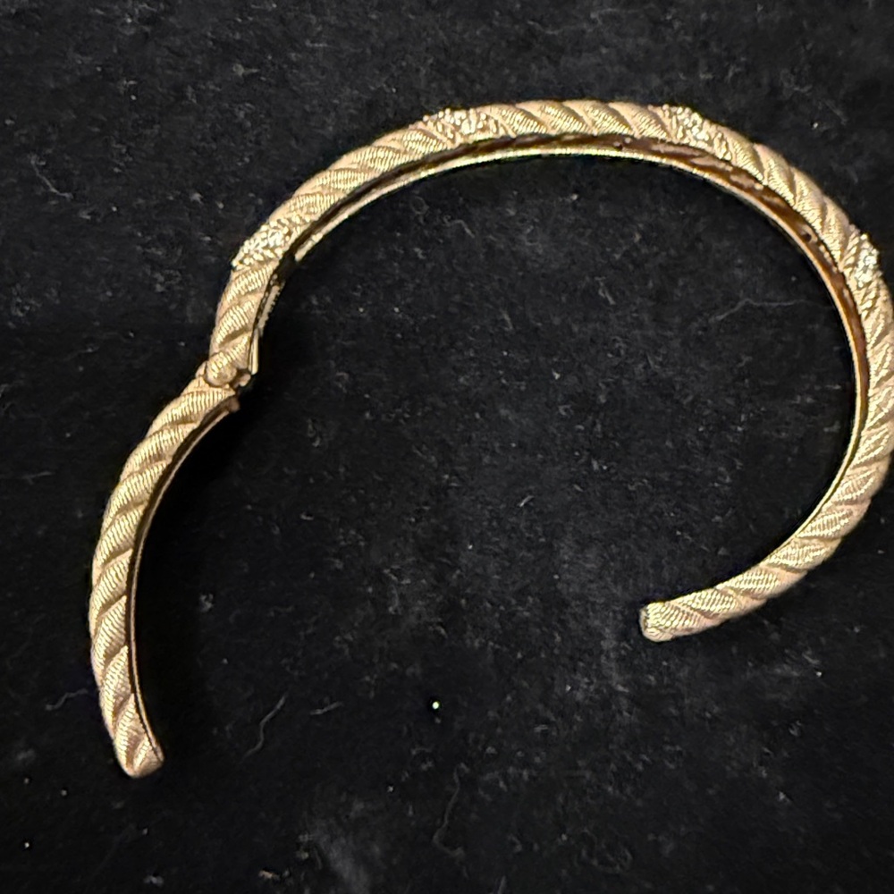 Judith Ripka rose gold clad diamonique cuff - Picture 2 of 4